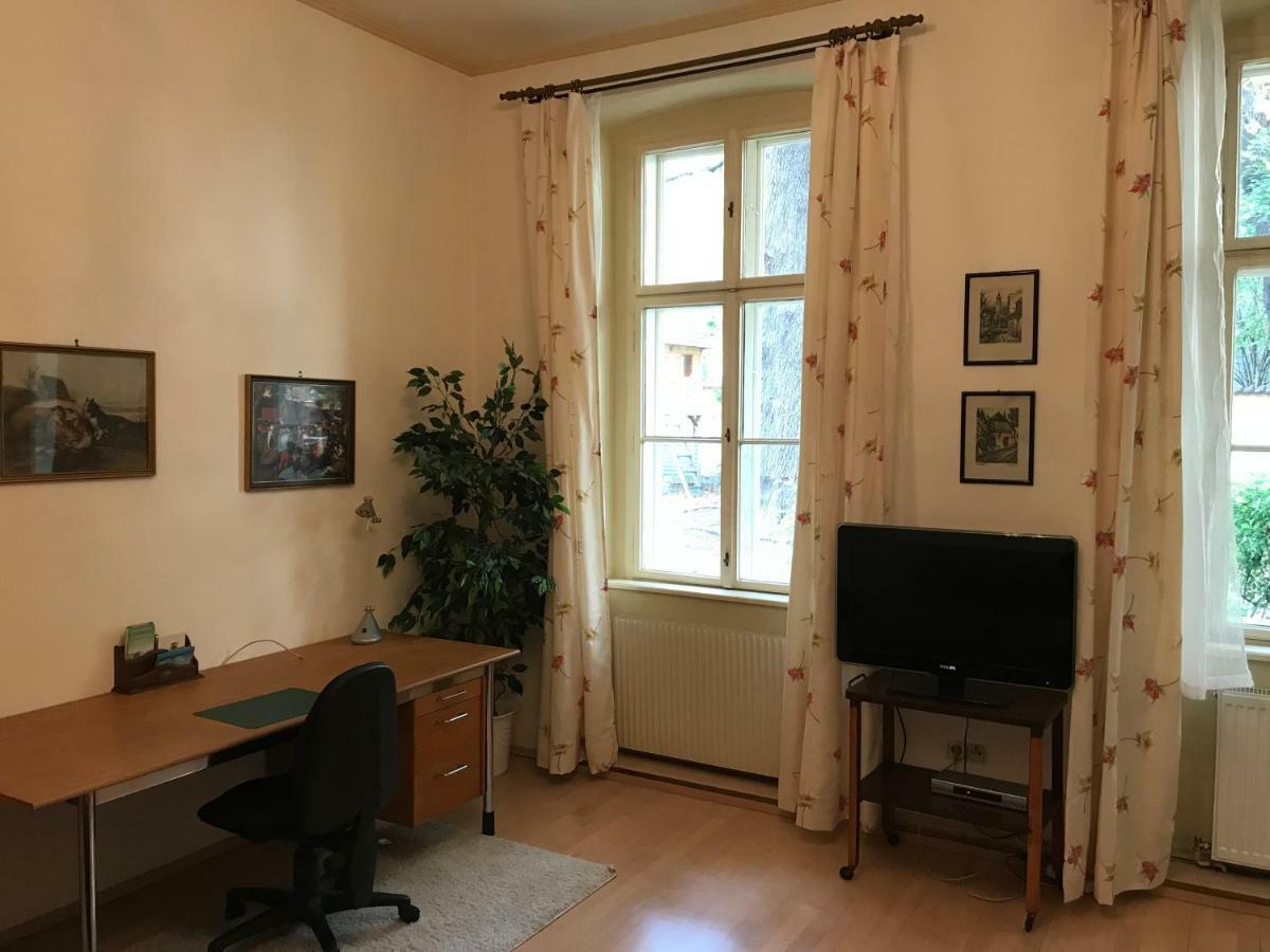 70m² großes Apartment mit Gartenzugang Wien Exterior foto
