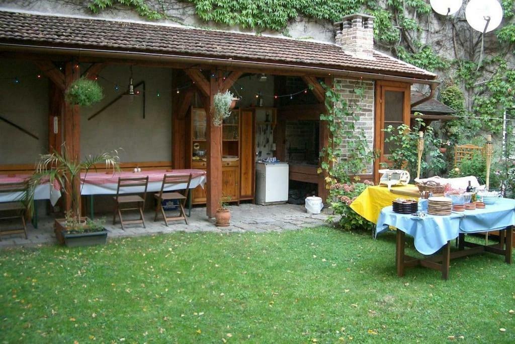 70m² großes Apartment mit Gartenzugang Wien Exterior foto