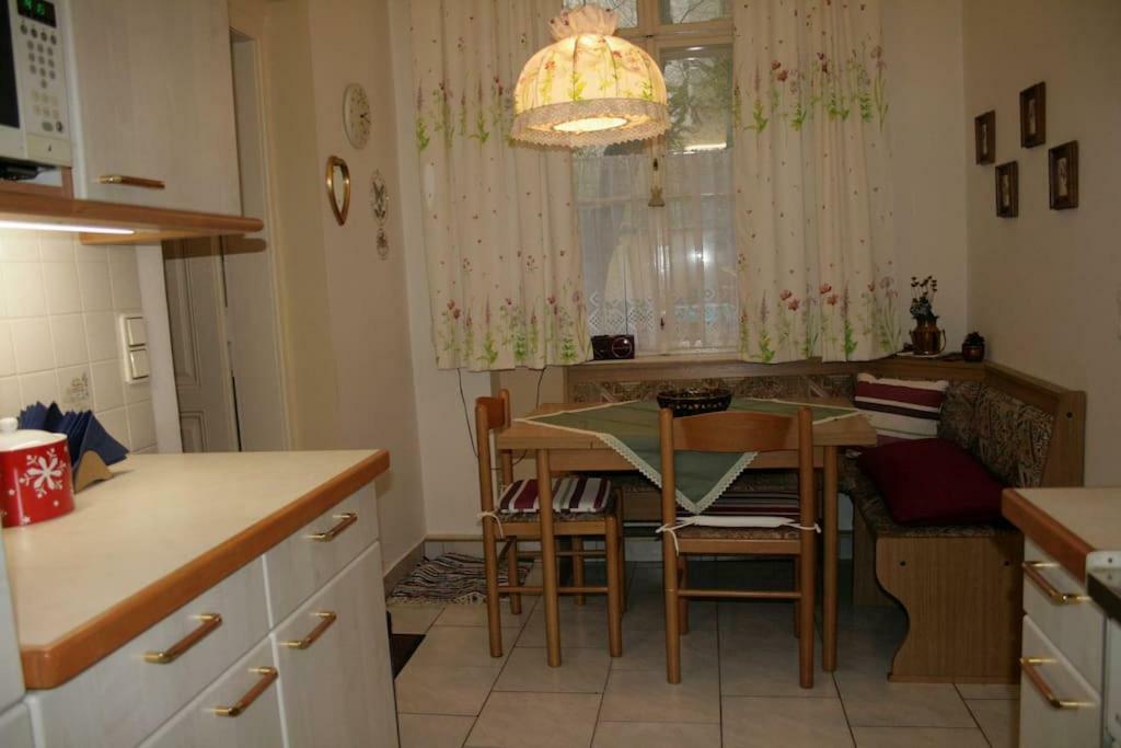 70m² großes Apartment mit Gartenzugang Wien Exterior foto